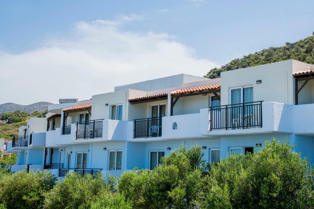 Ξενοδοχείο Semiramis Village 4*